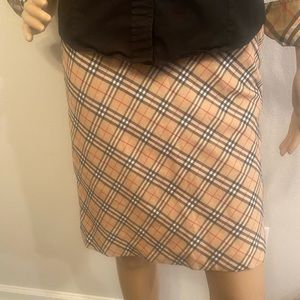 Burberry skirt